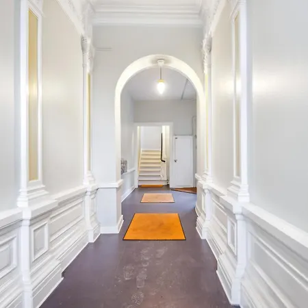 Elegant With Prime Location In Osterbro Appartamento *