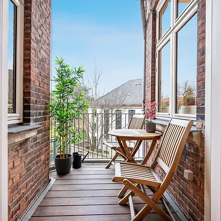 Elegant With Prime Location In Osterbro Copenhagen