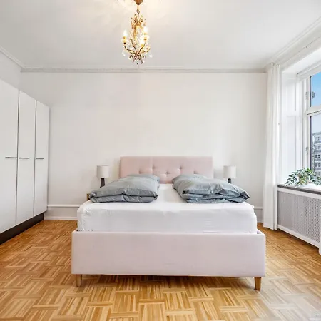 Elegant With Prime Location In Osterbro Apartment *