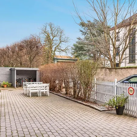 Elegant With Prime Location In Osterbro Copenhagen