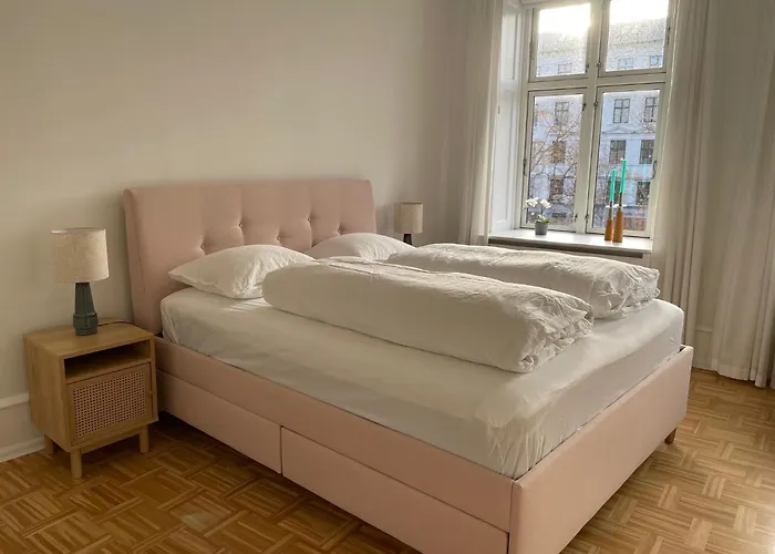 Elegant With Prime Location In Osterbro Daire *